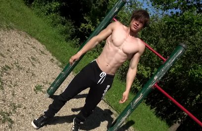 Rub Him! - Fucking Sexy Daniel Donovan