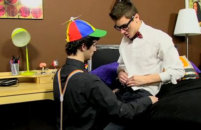 Good looking Butt Buddies Waste no Time Smashing Hard